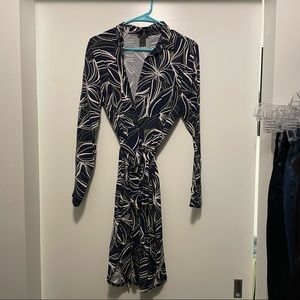 Ann Taylor Dress Size Medium